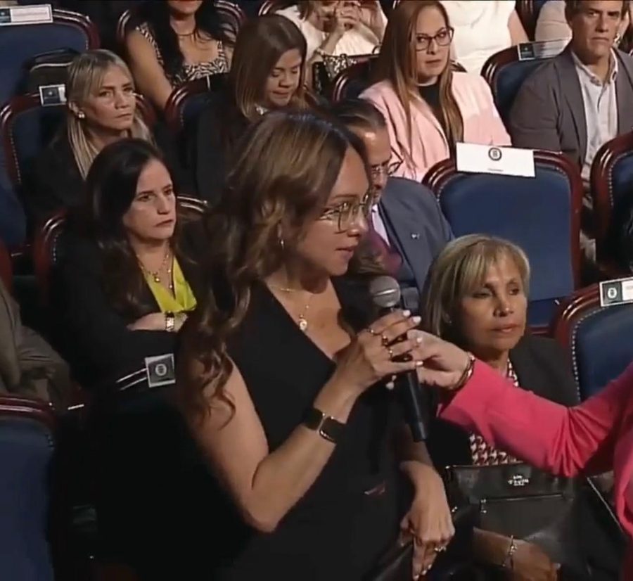 VIA Strategies en evento público